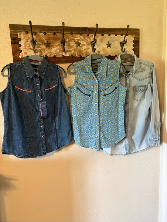 Wrangler Tops - Wrangler &Cruel Girl Shirt Lot